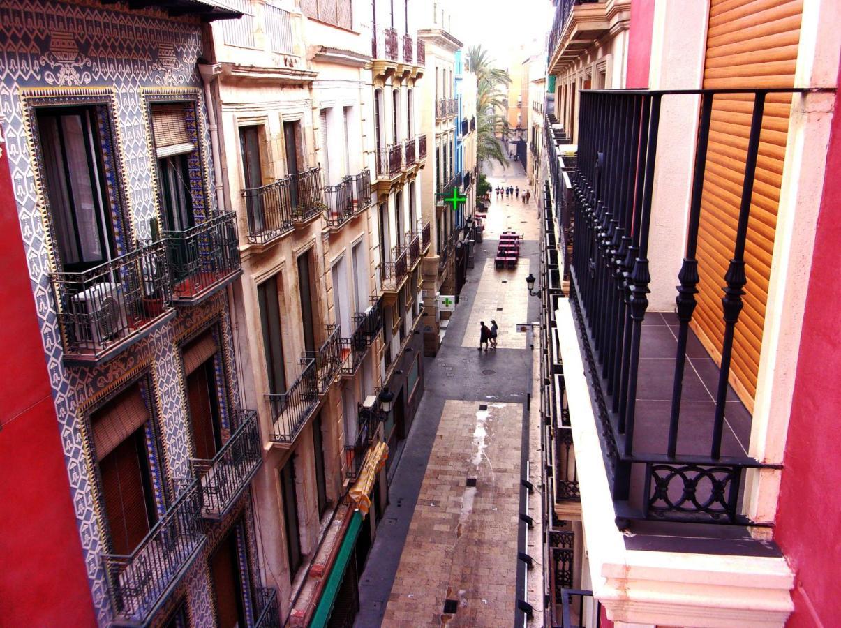 Alc - Apartamento Centrico En Calle Mayor Alicante Exterior photo