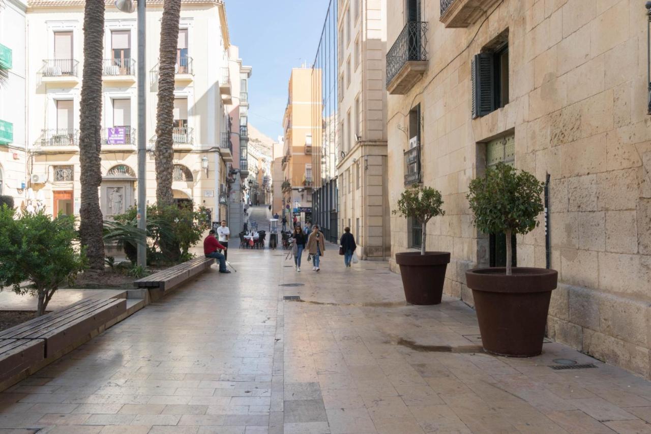 Alc - Apartamento Centrico En Calle Mayor Alicante Exterior photo